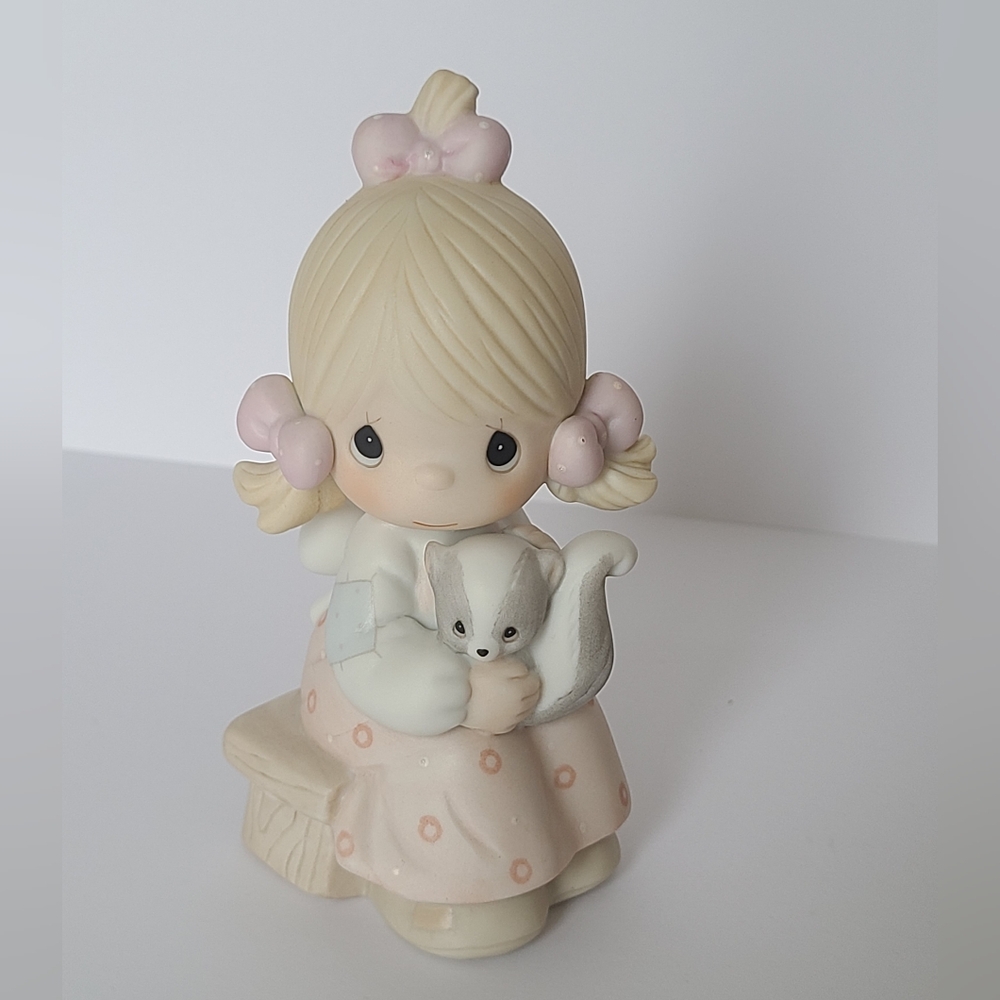 Vintage 80s Precious Moments Girl Skunk Collectible Porcelain Figurine - Picture 4 of 9